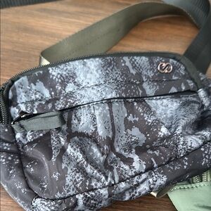 CALIA by Carrie Underwood Black printed Belt Bags